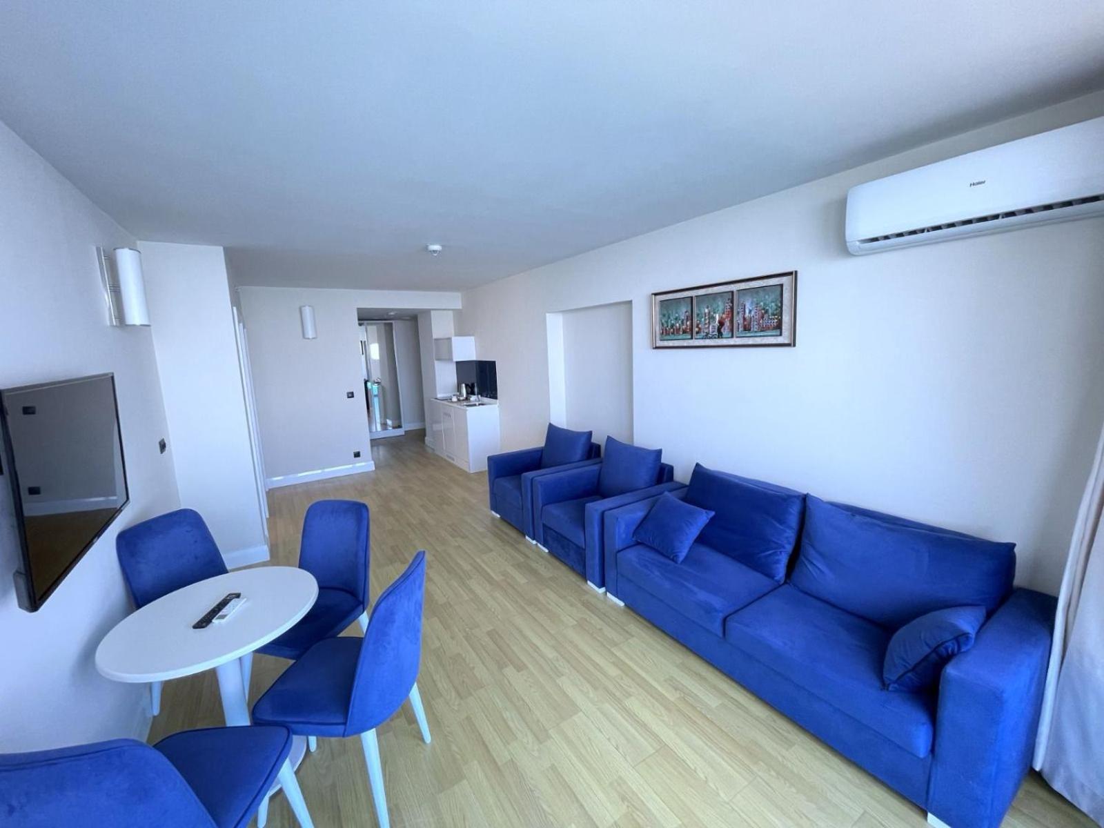 Suites Orbi City Aparthotel Batumi Kültér fotó