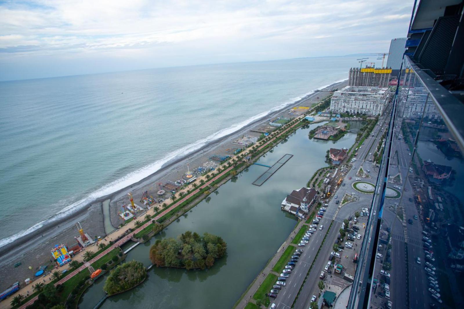 Suites Orbi City Aparthotel Batumi Kültér fotó