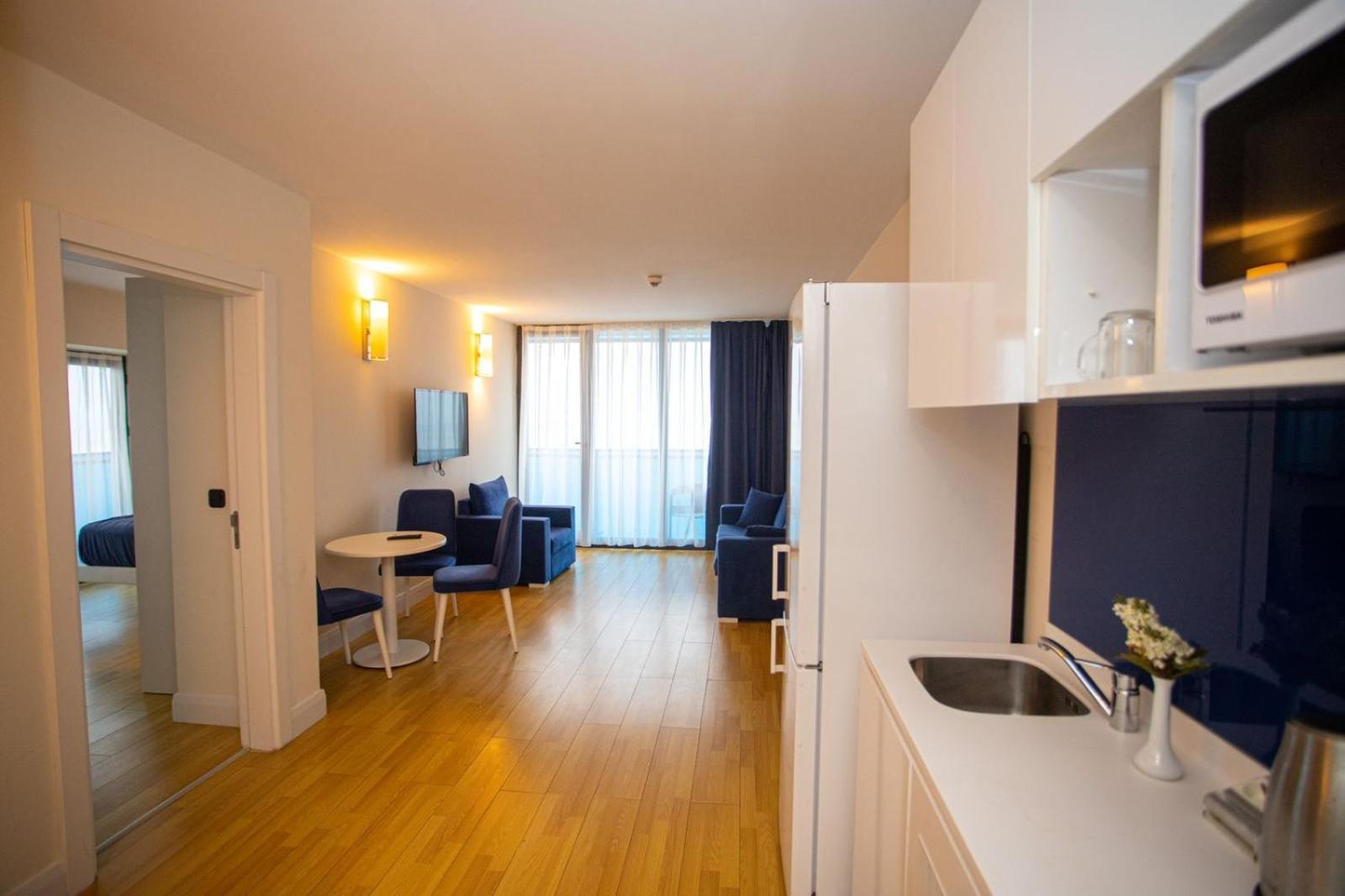 Suites Orbi City Aparthotel Batumi Kültér fotó