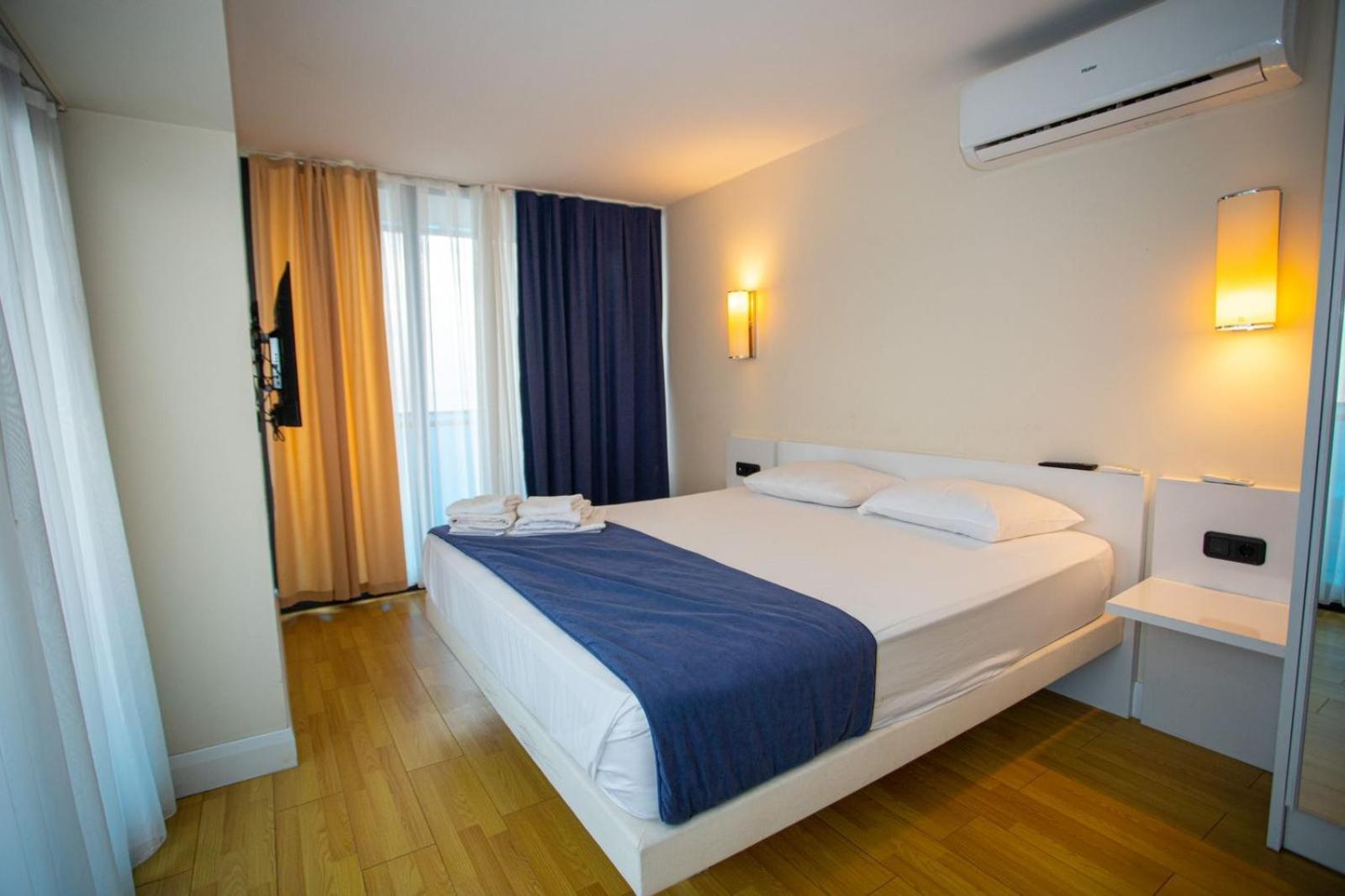 Suites Orbi City Aparthotel Batumi Kültér fotó