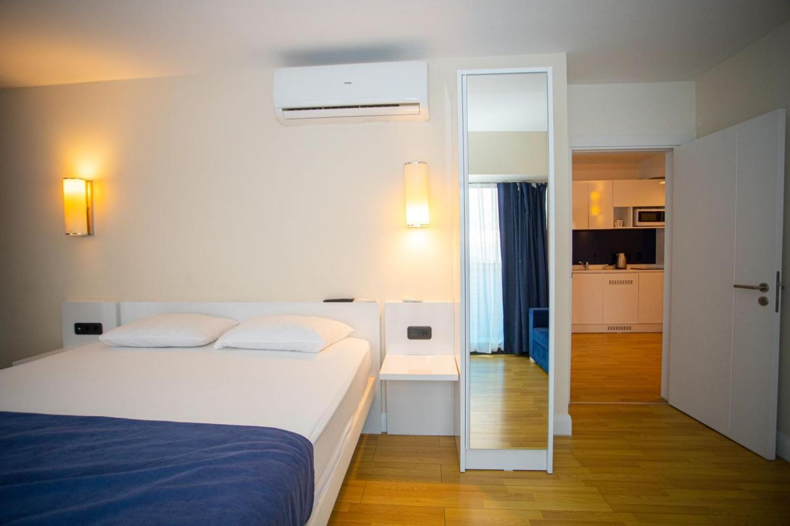 Suites Orbi City Aparthotel Batumi Kültér fotó