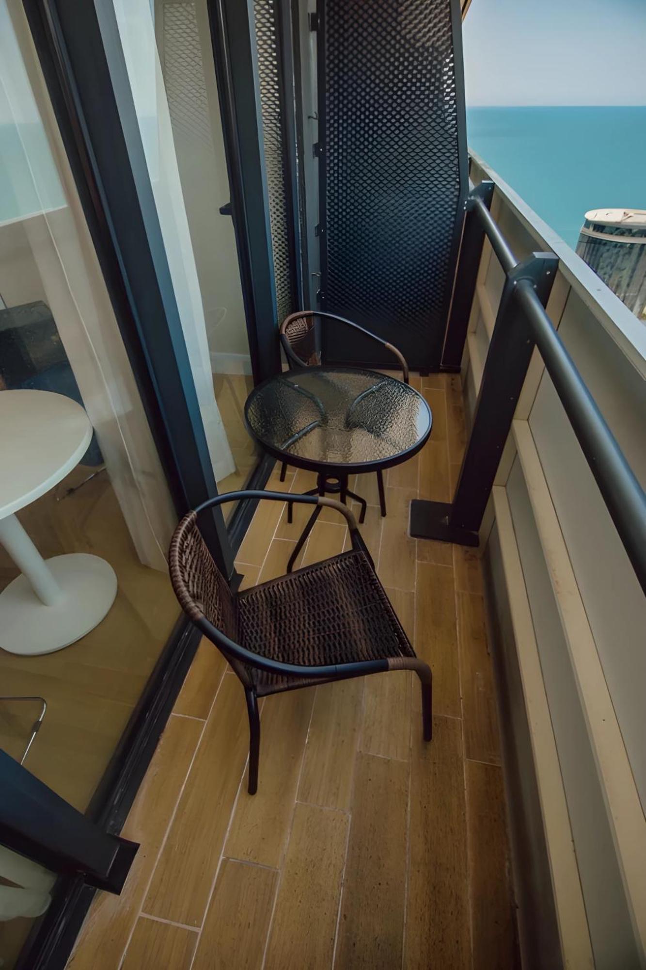 Suites Orbi City Aparthotel Batumi Kültér fotó