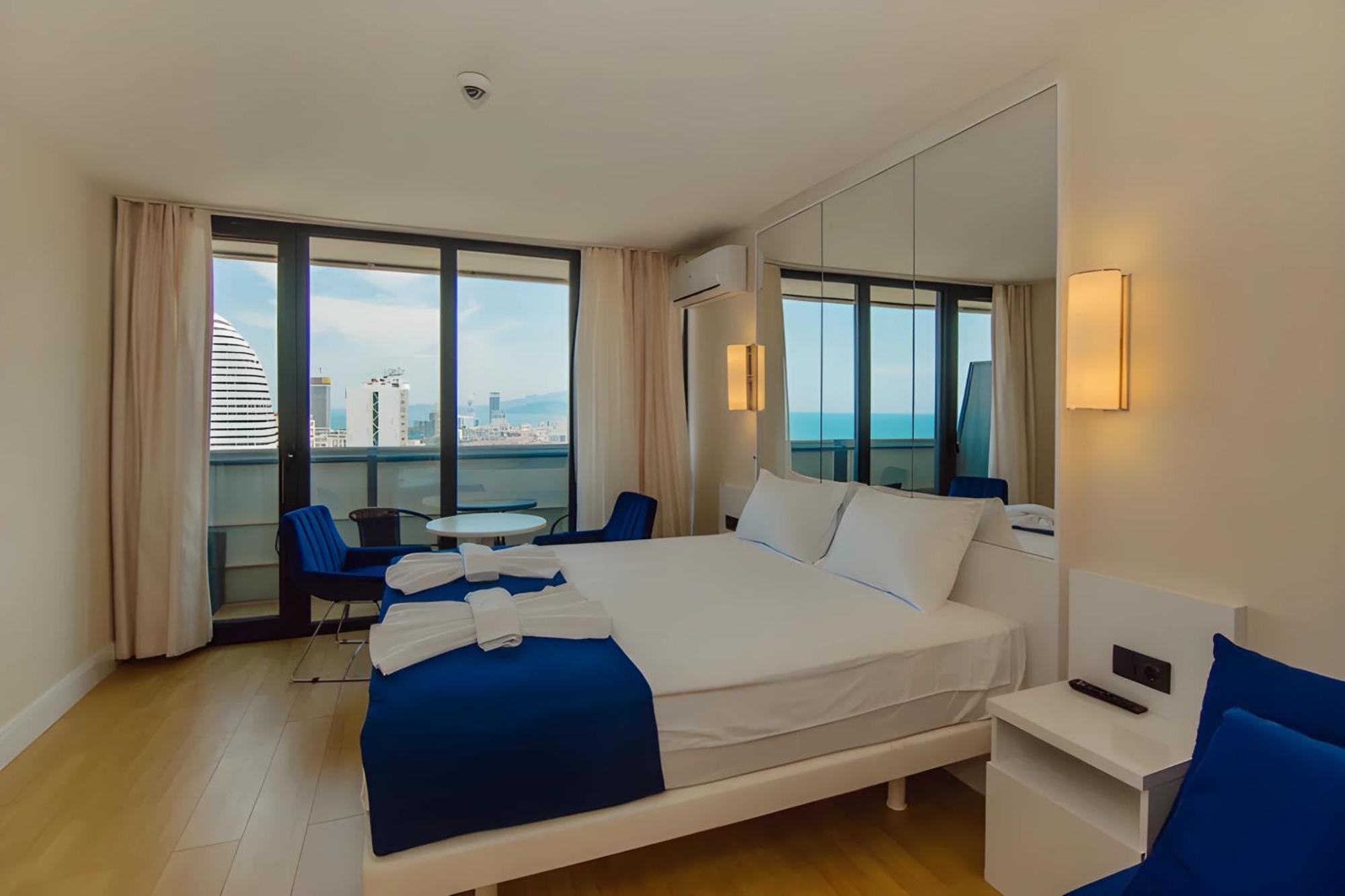 Suites Orbi City Aparthotel Batumi Kültér fotó