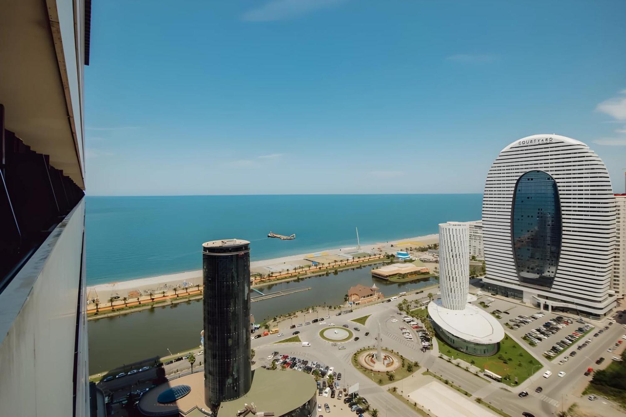 Suites Orbi City Aparthotel Batumi Kültér fotó